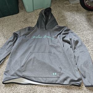 Women's XL Underarmour Gray Sweatshirt